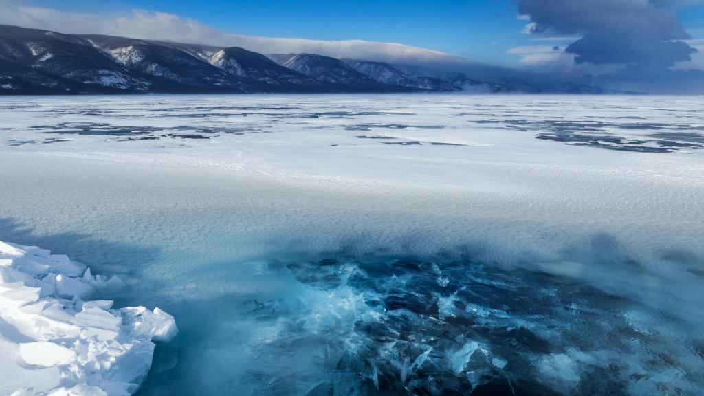俄罗斯贝加尔湖奥利洪岛