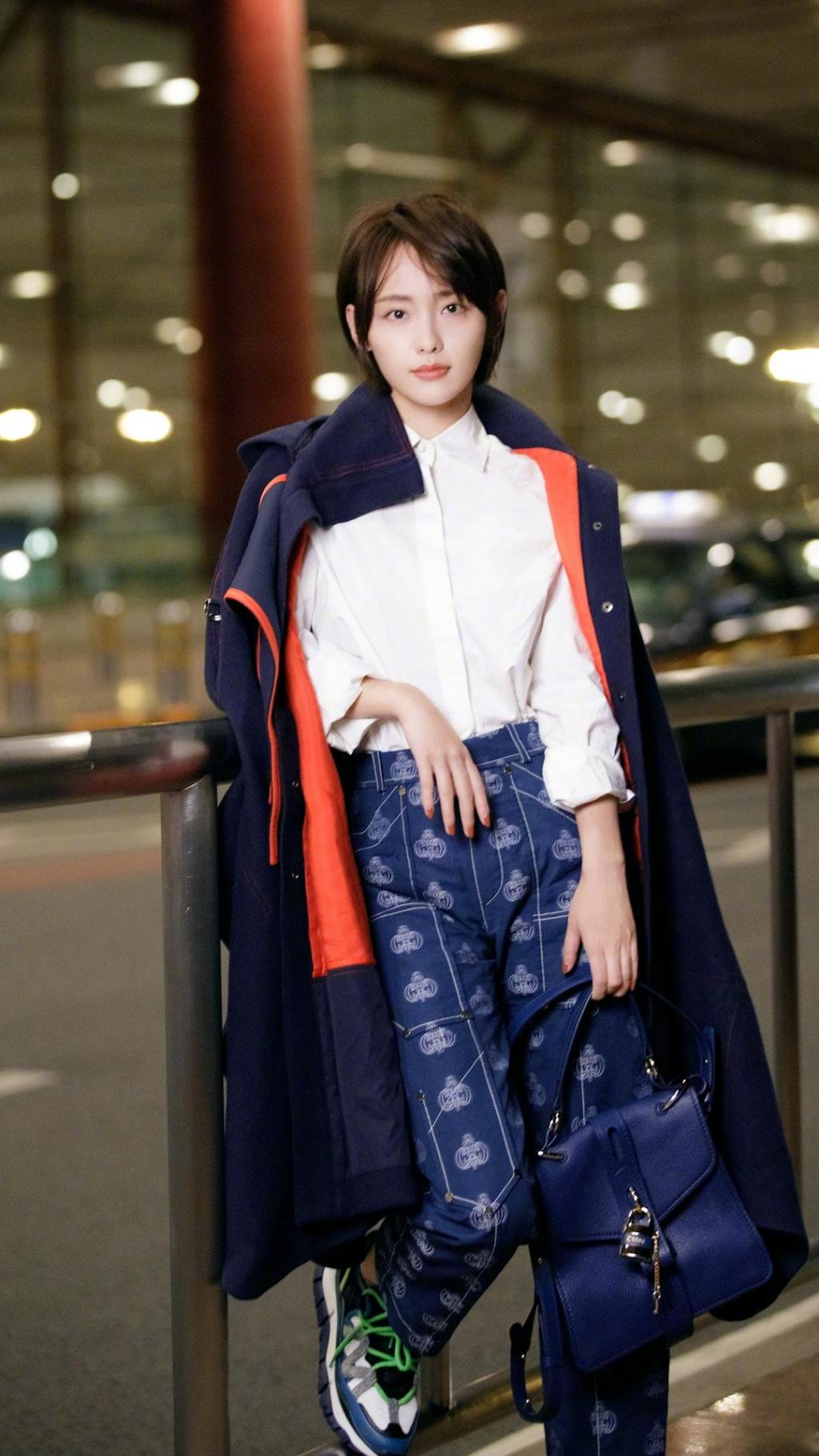 张嘉倪时尚写真