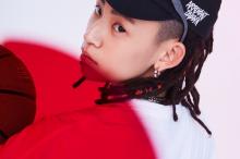 王琳凯嘻运动范帅气写真