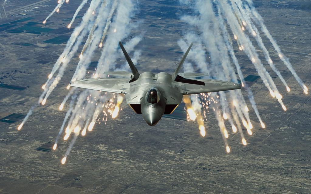 洛克希德·马丁F-22“猛禽”