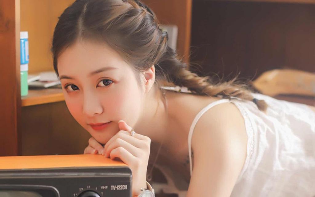 清秀可人的姑娘