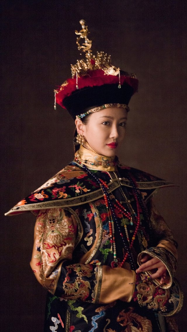 《如懿传》朝服桂冠人物