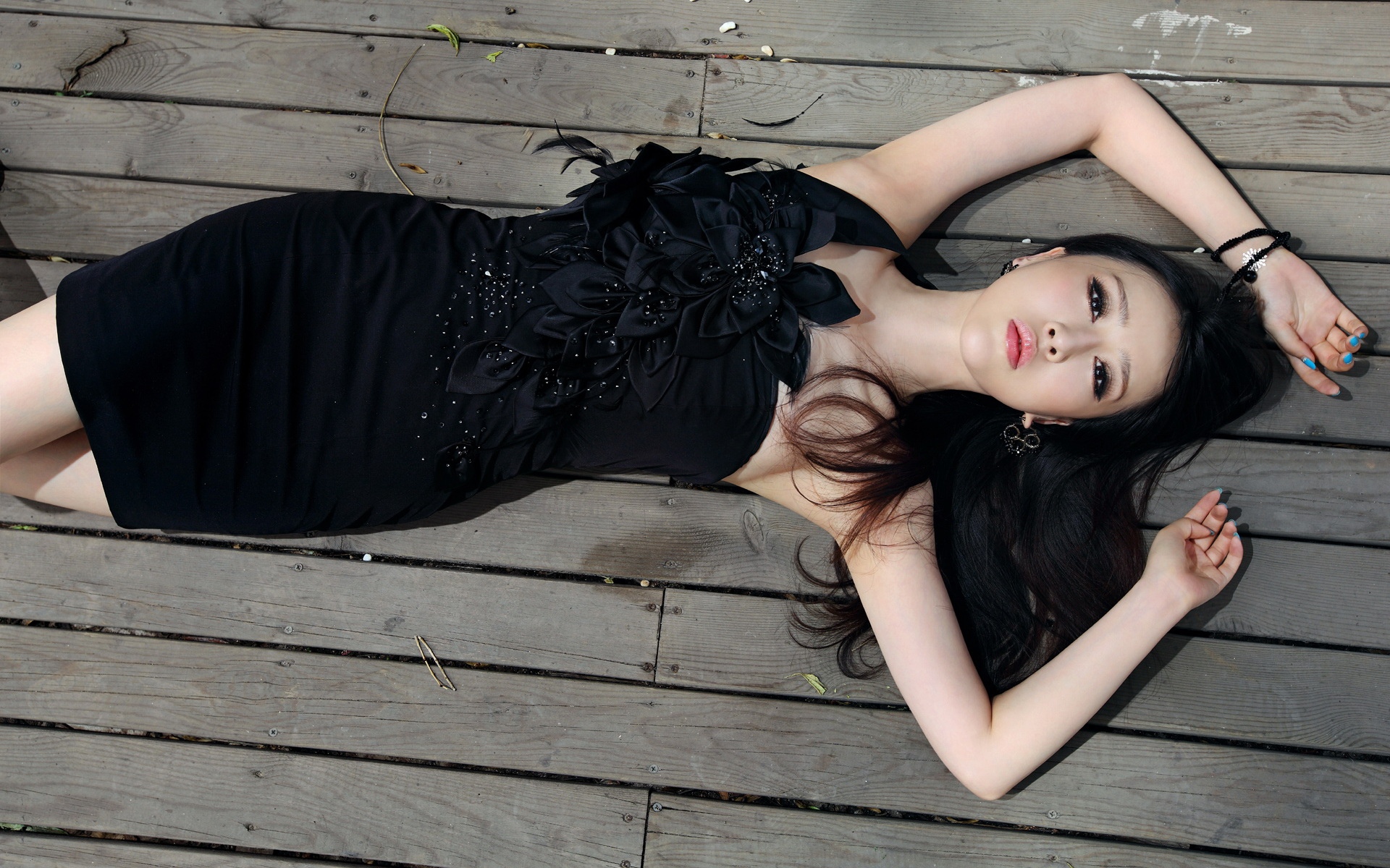 气质女王赵芸萱,高清图片,电脑桌面-壁纸族