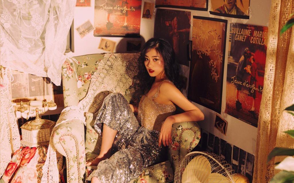 成熟性感美女唯美写真