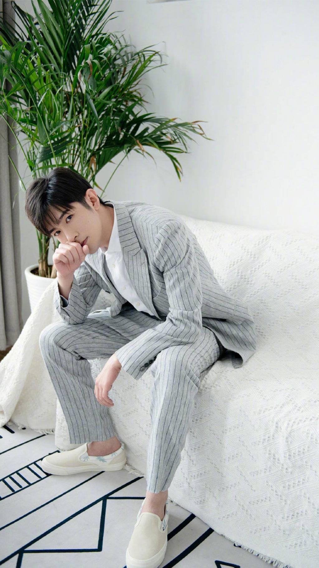 谦谦君子季肖冰