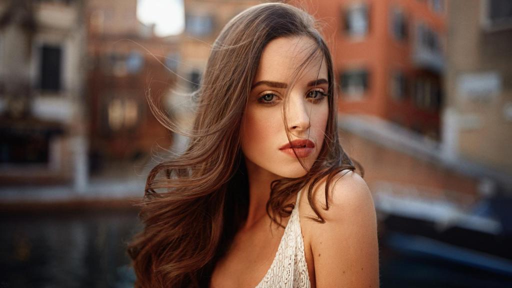 欧美模特优雅气质性感写真