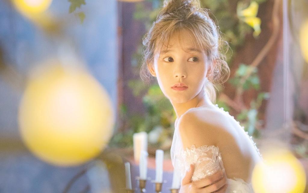 穿婚纱的李一桐