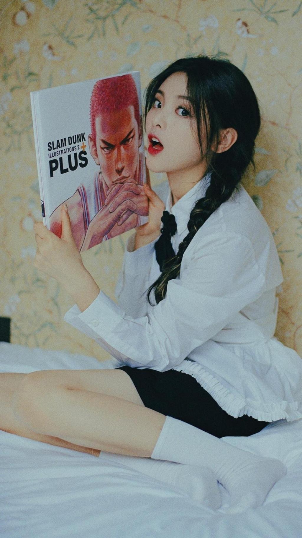 清纯甜美少女杨超越魅力写真