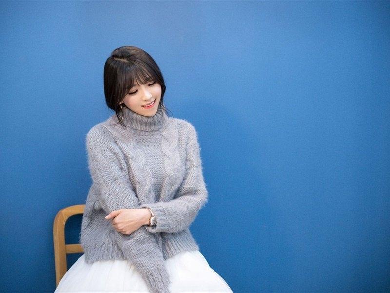 性感车模火辣写真