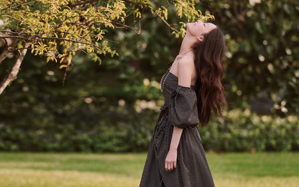 女神倪妮文艺范写真