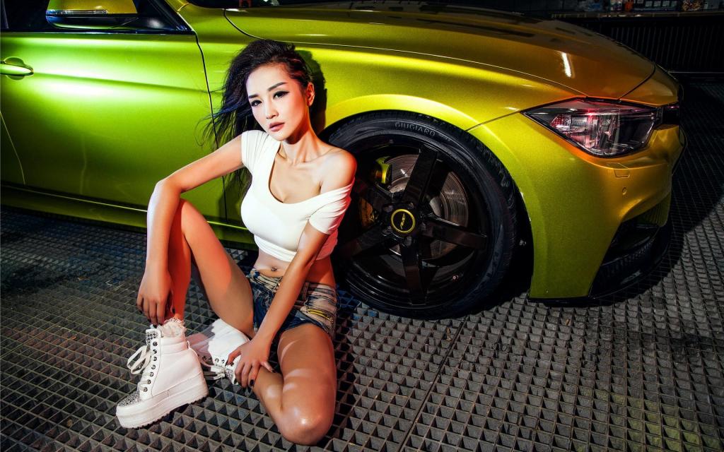 日产GTR改装车美女车模