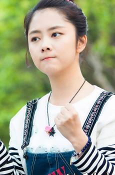 旋风少女2谭松韵可爱丸子头