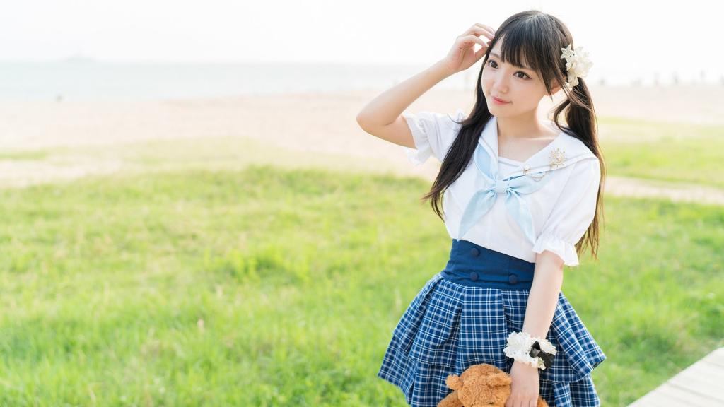 水手制服美女私房性感写真