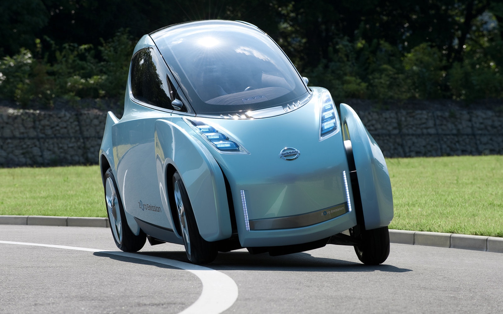 日产land glider电动轿车