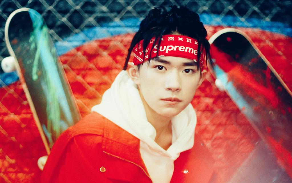 可爱帅气的千玺