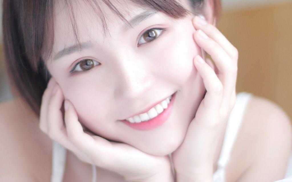 居家美女性感私房写真