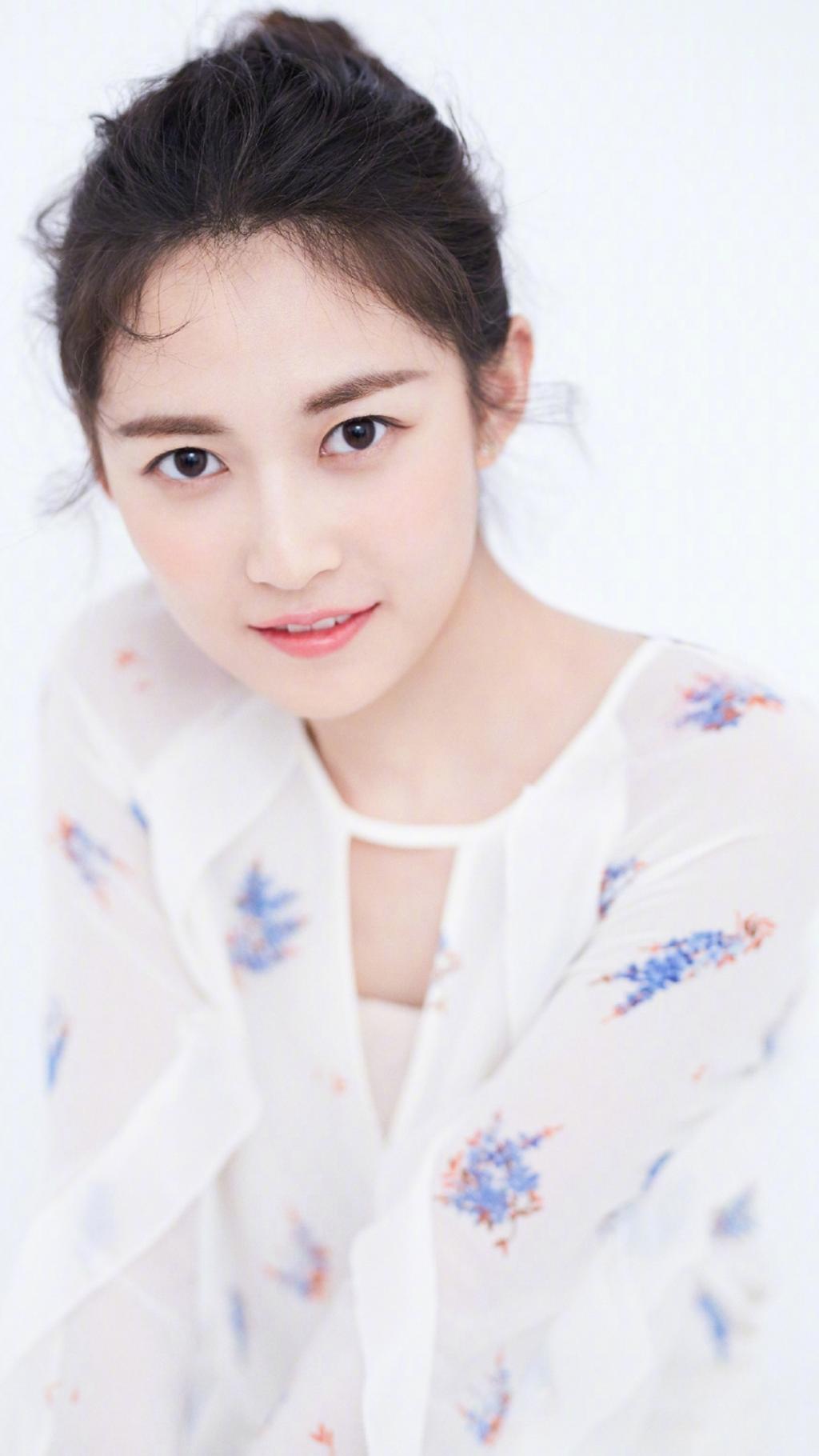 灵气逼人的陈钰琪