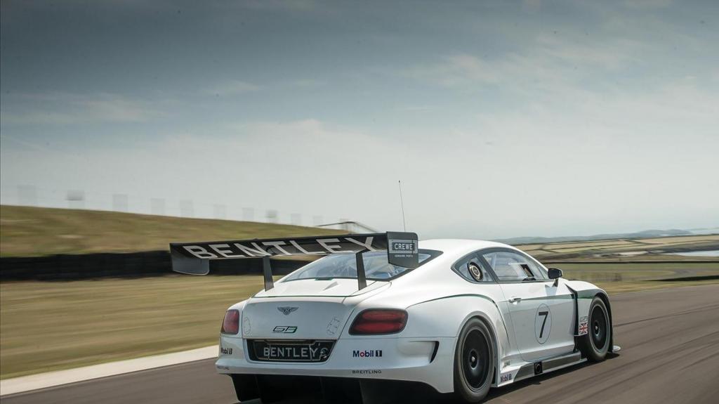 成功男人的标配:超级跑车和赛车