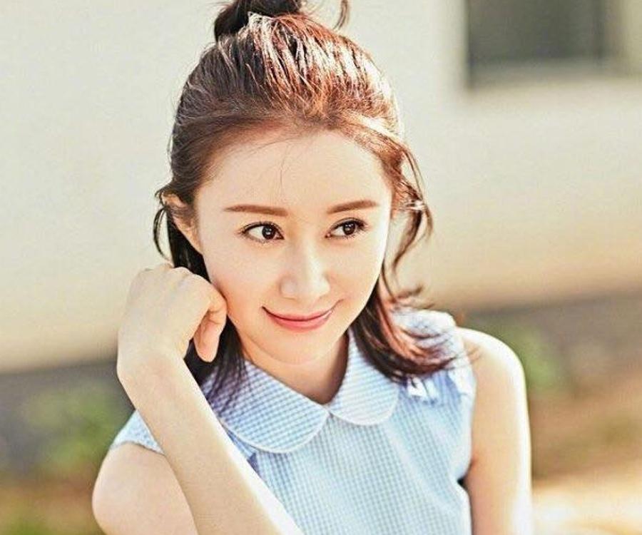 气质非凡的舒畅写真