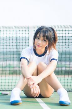 甜美清纯校花运动写真