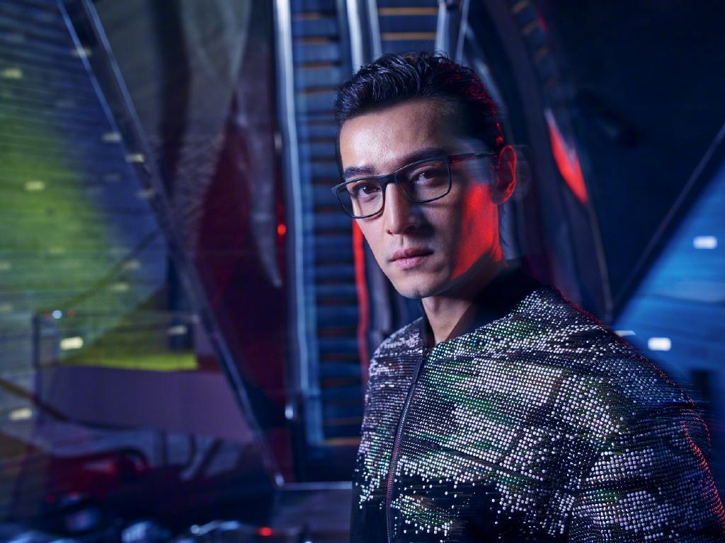 男神胡歌成熟儒雅时尚帅气写真