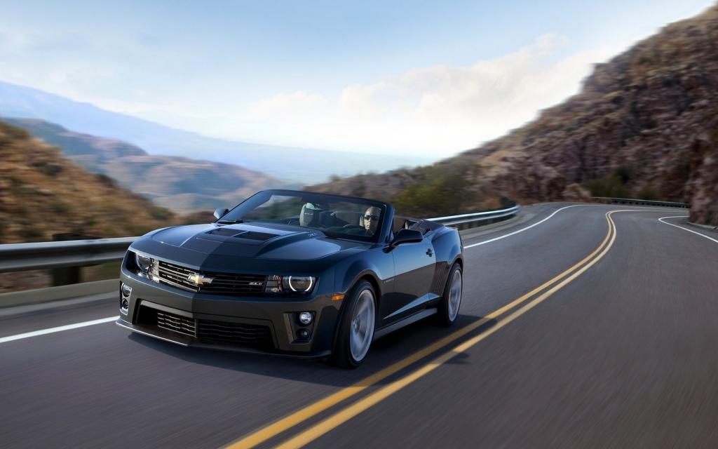 雪佛兰2012款科迈罗ZL1汽车