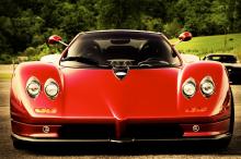 时尚超级跑车帕加尼