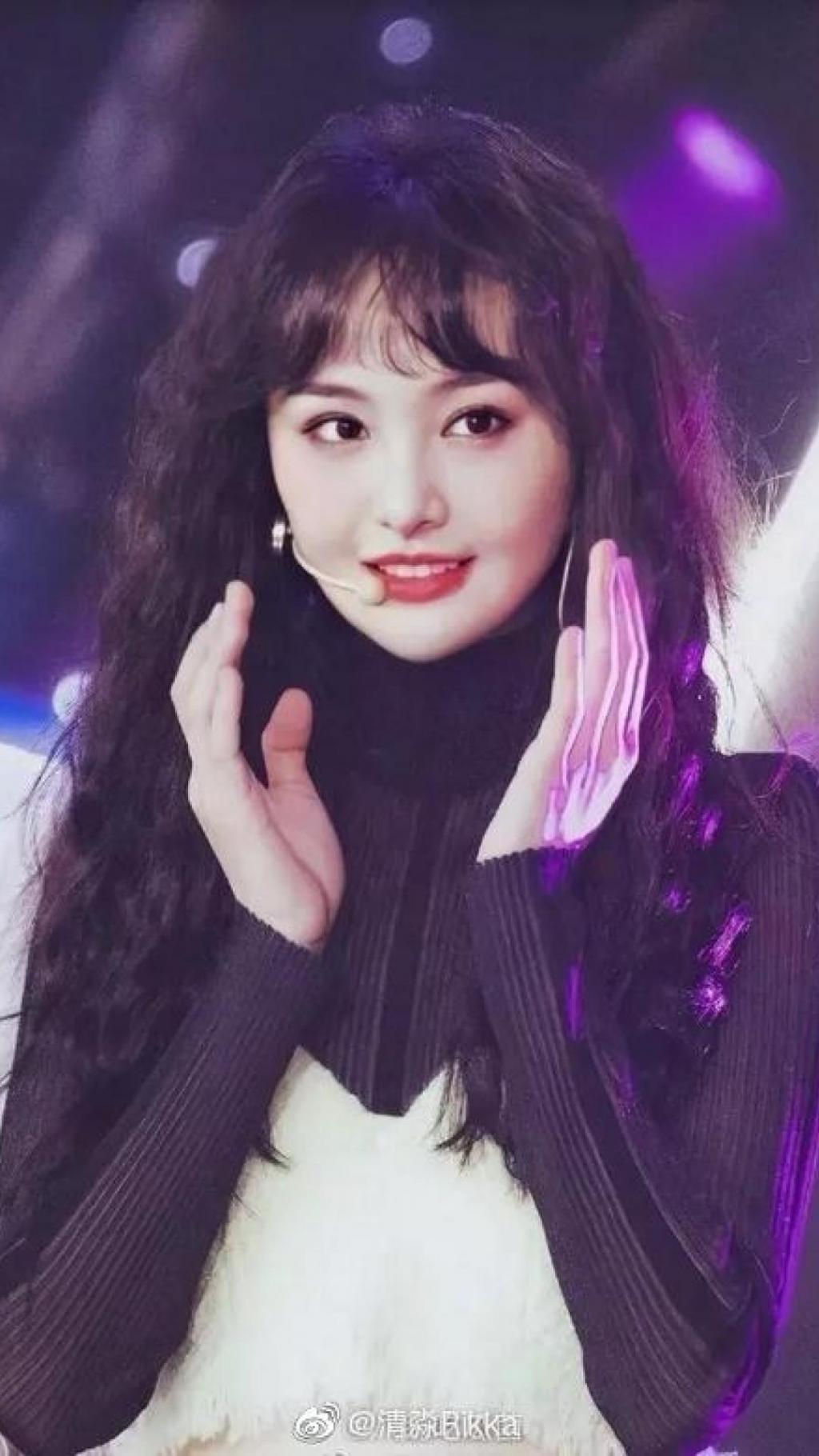 最佳时尚发型羊毛卷