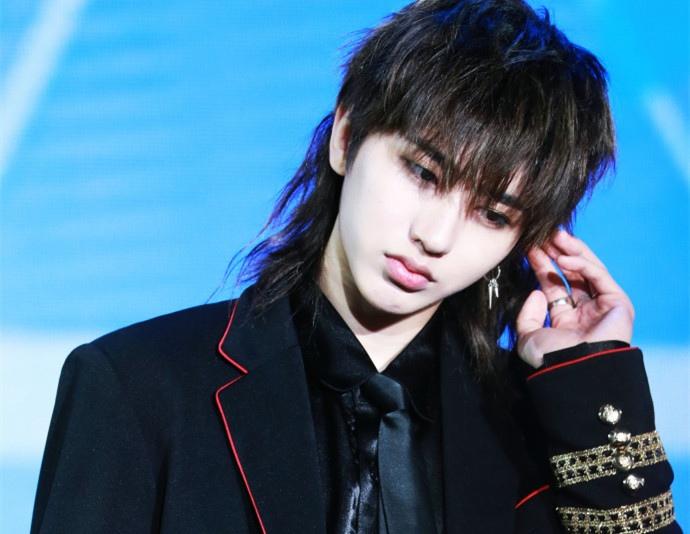 人气偶像蔡徐坤