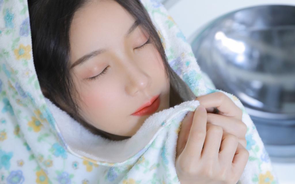 气质少女私房迷人写真