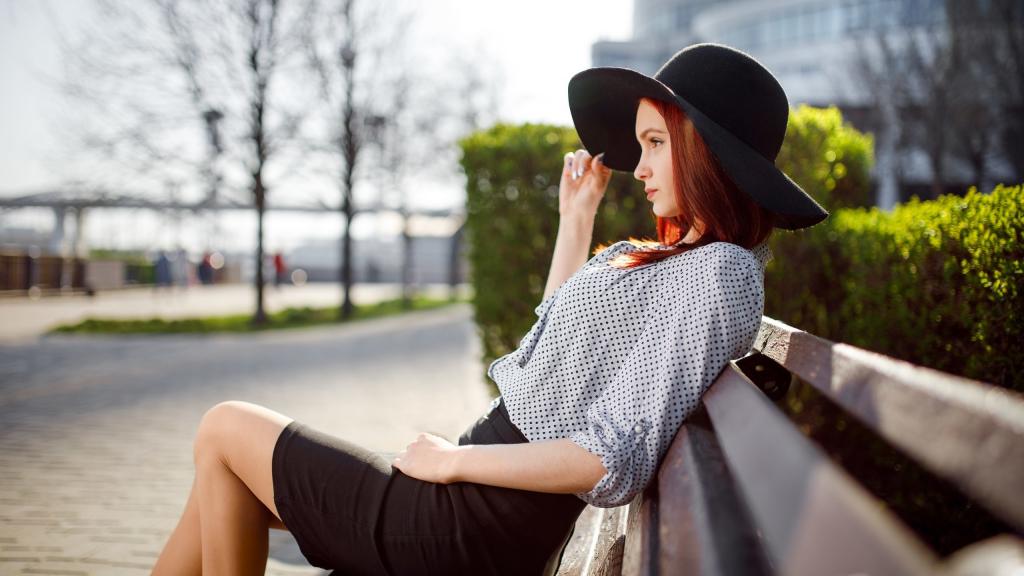 美艳动人的气质美女