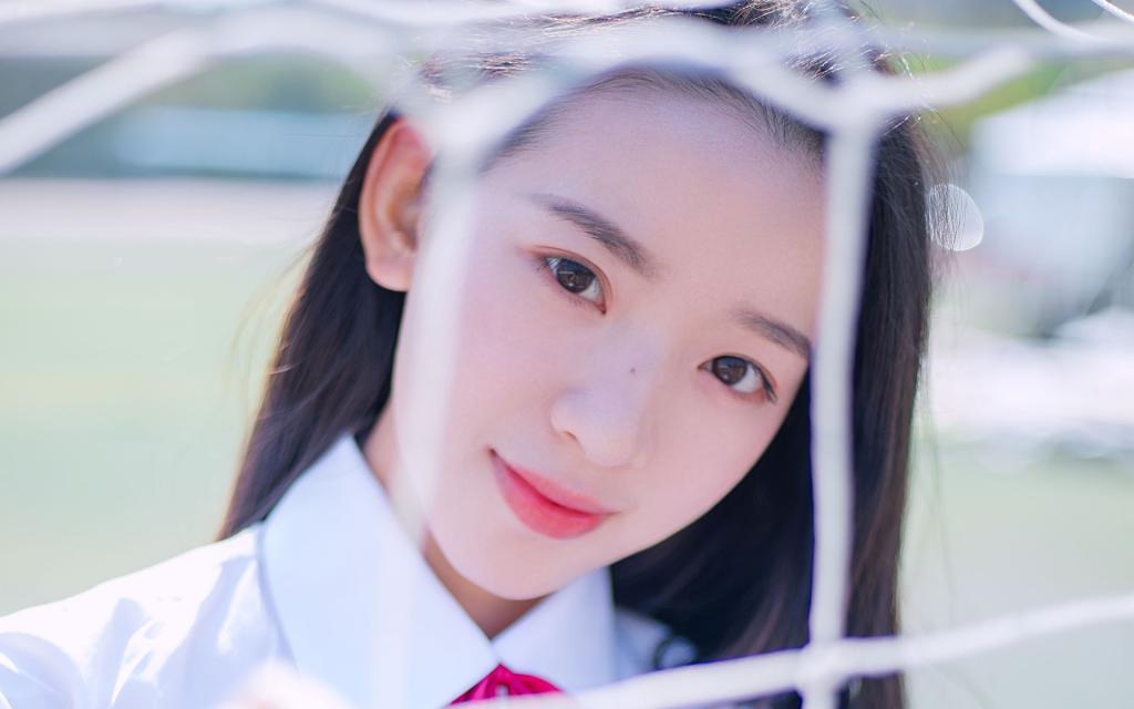 阳光校花美女学生制服写真