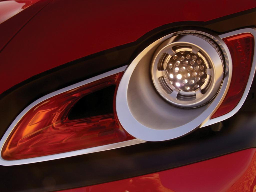 1600汽车局部图片