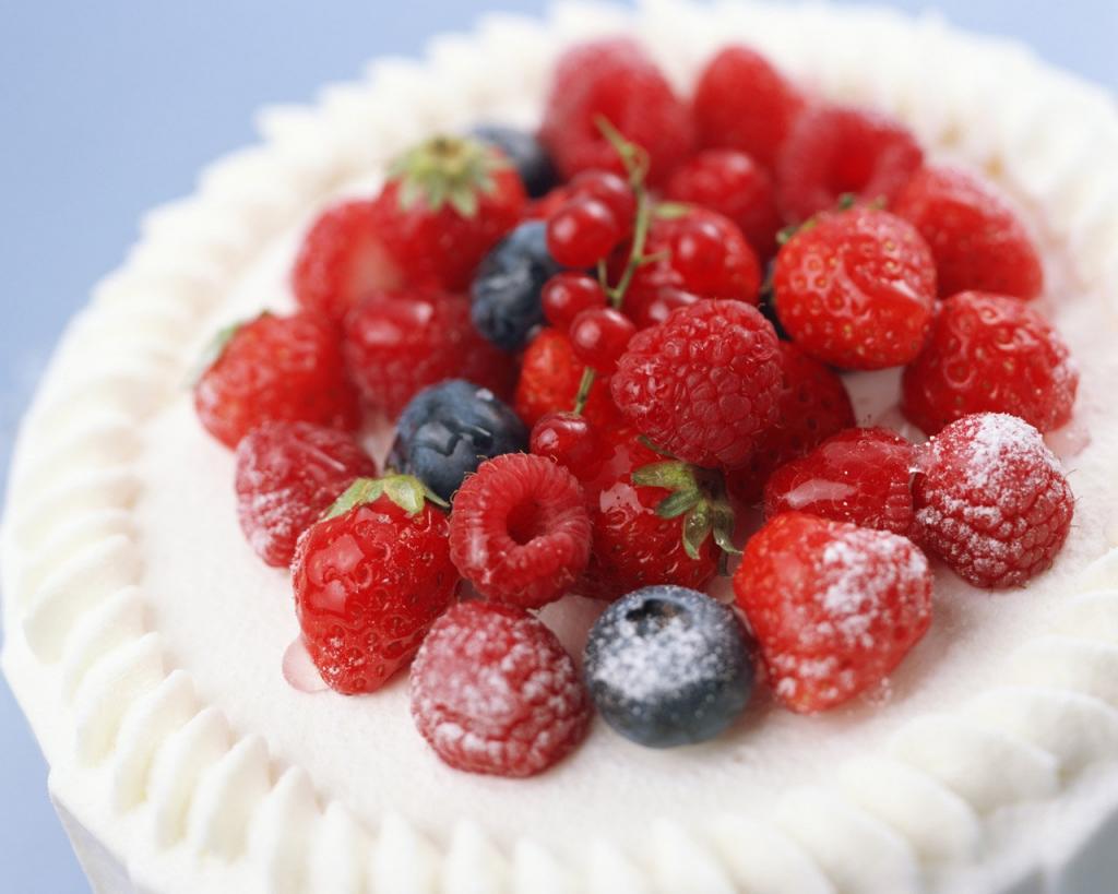 形美味甜草莓蛋糕