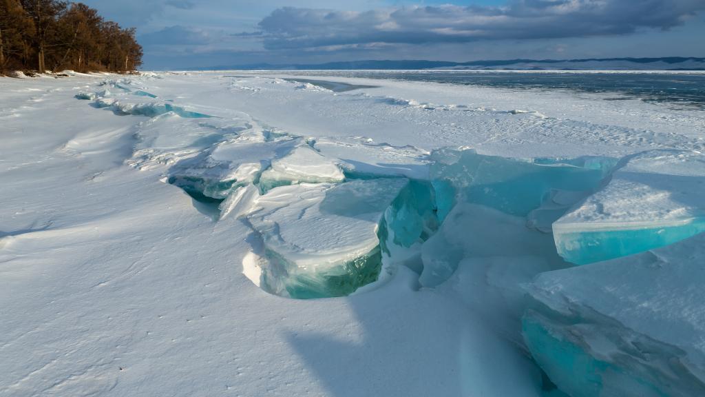 俄罗斯贝加尔湖奥利洪岛