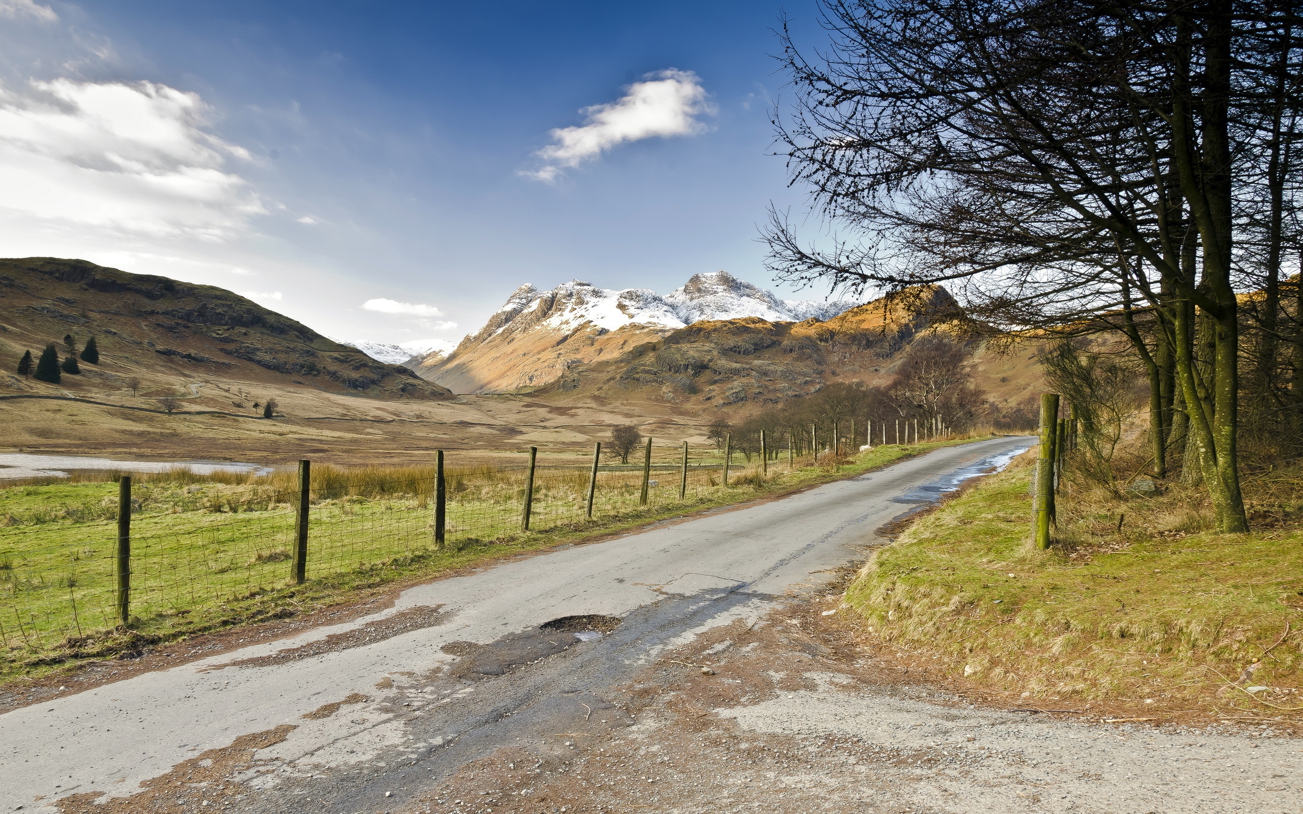 公路沿途的风景