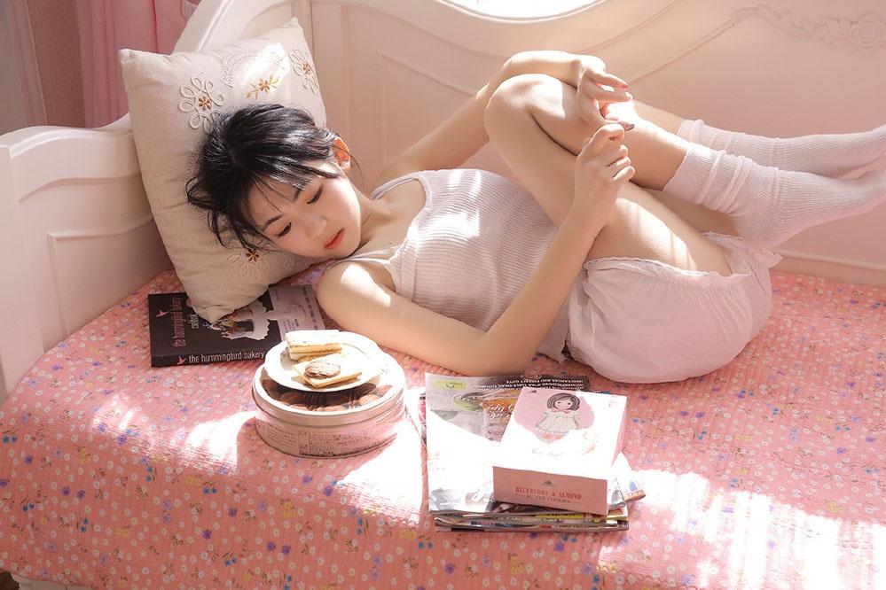 居家美少女写真