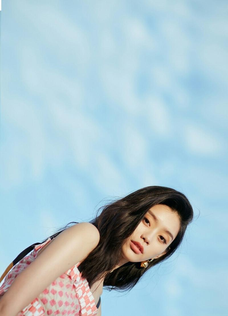 维密超模奚梦瑶巴黎时尚街拍