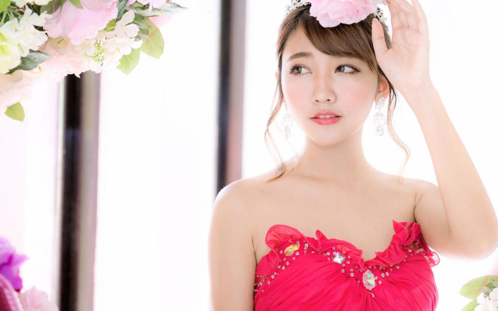 清纯养眼的气质美女