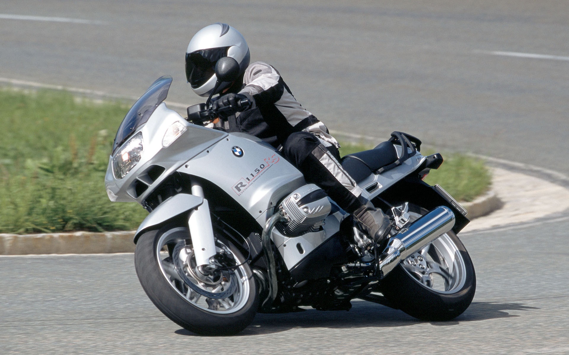 宝马r 1152 rs摩托车