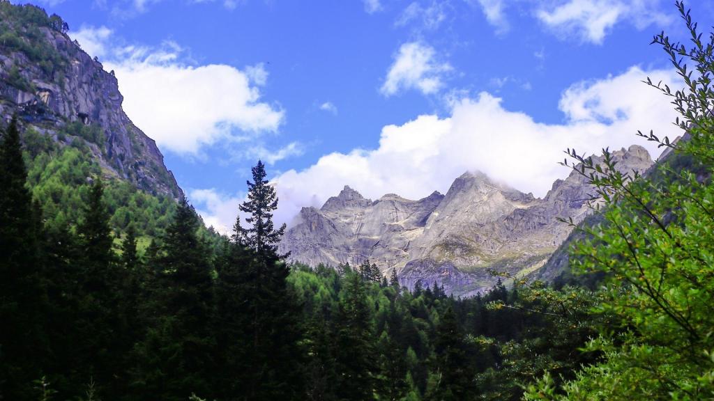 四姑娘山的前世今生