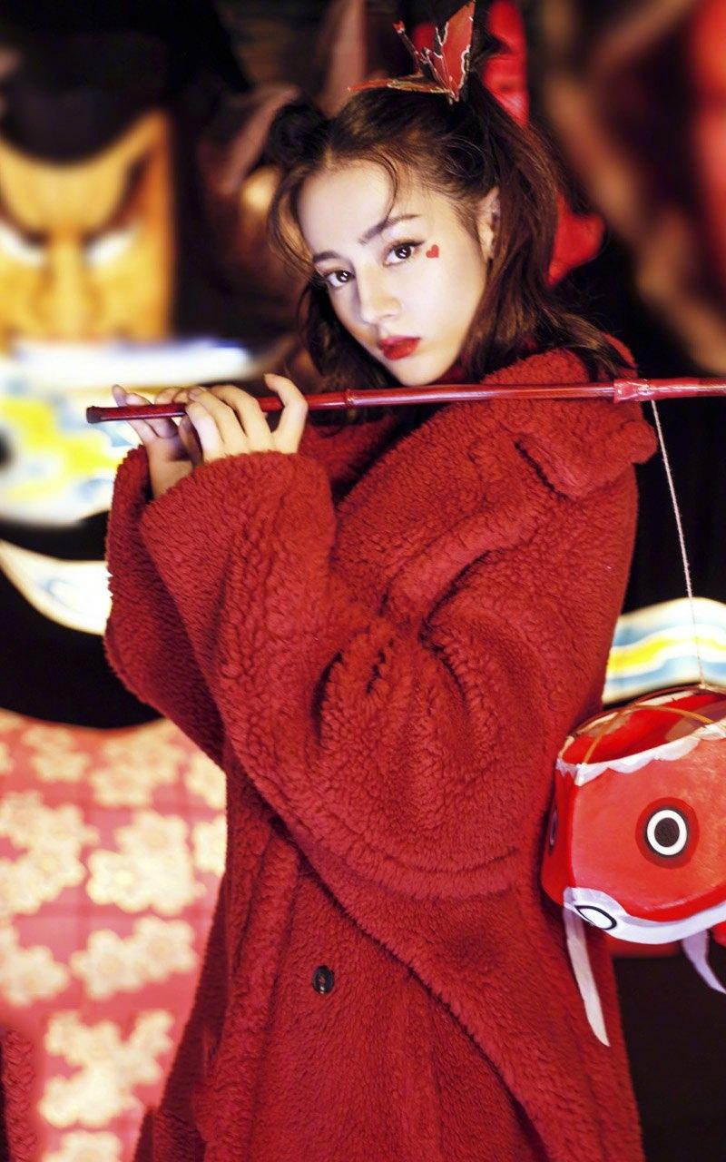 迪丽热巴个性写真