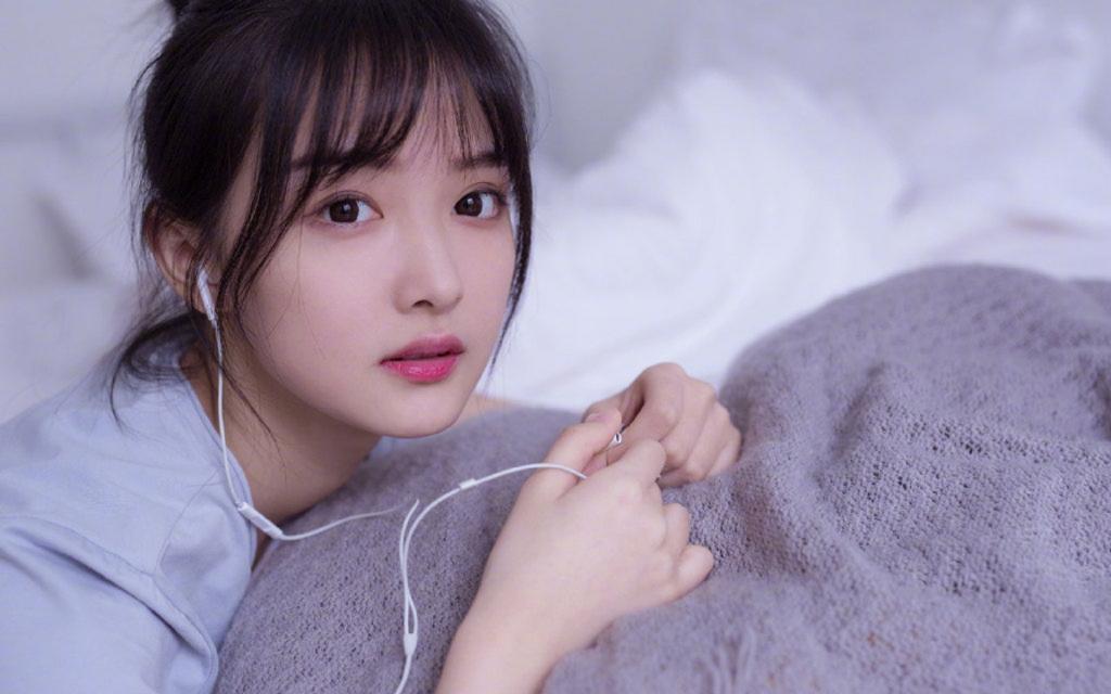 清纯元气美女居家写真