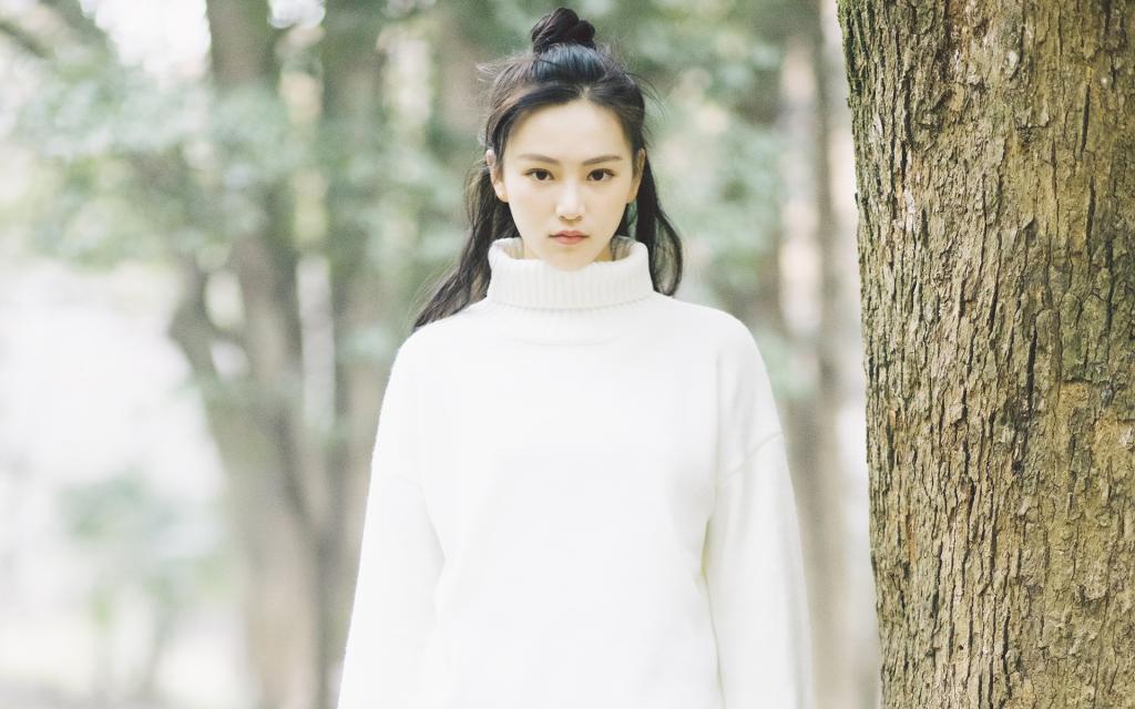 武大美女校花黄灿灿