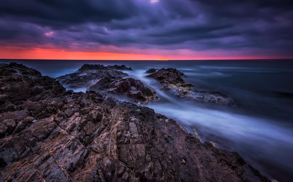 海岸岩石自然风光