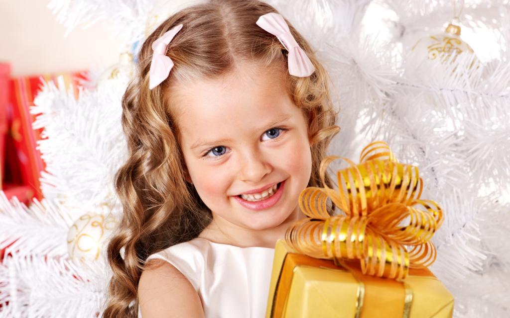 儿童圣诞节欢乐