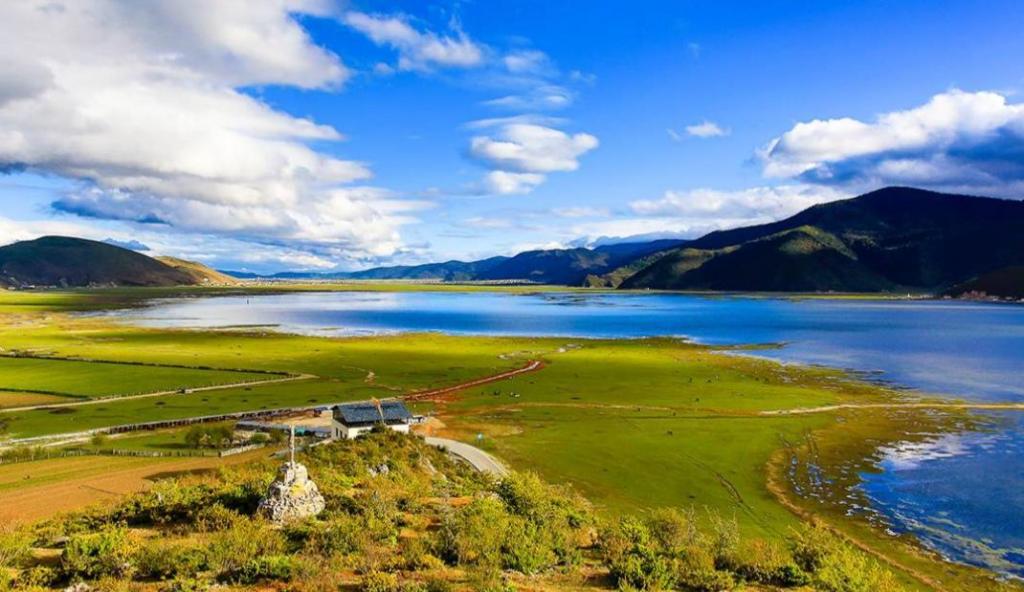 云南香格里拉美景