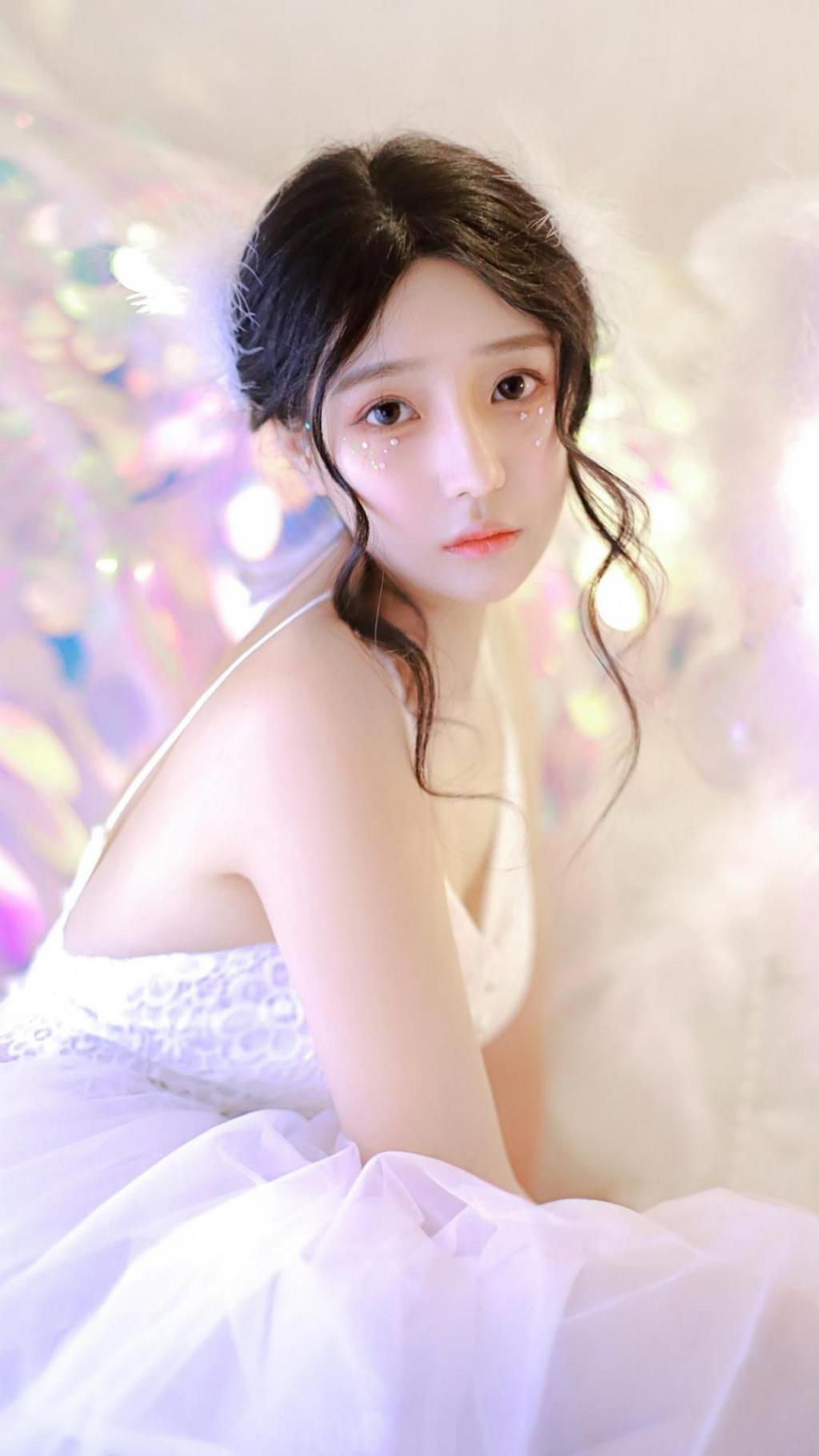 性感妩媚美女白嫩优雅私房迷人写真