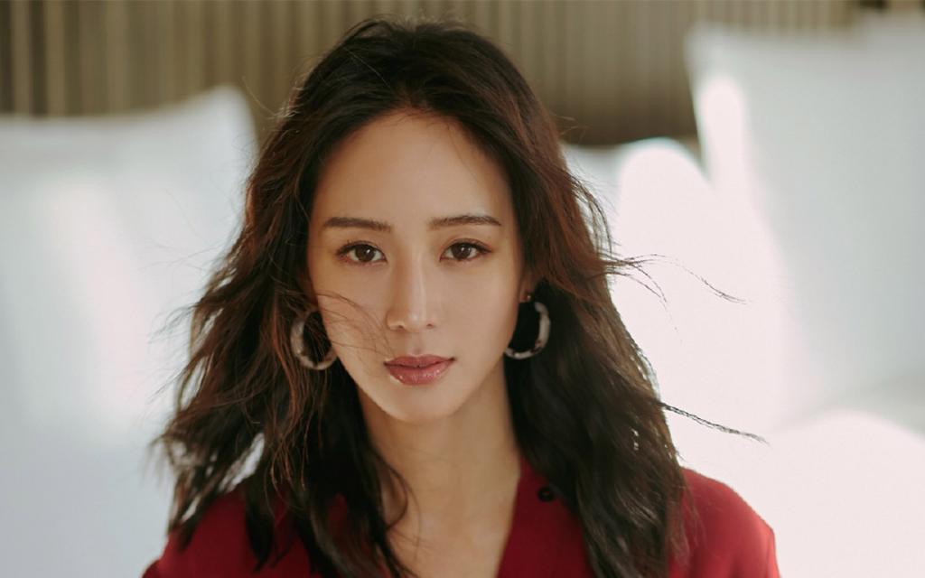 时尚美女张钧宁