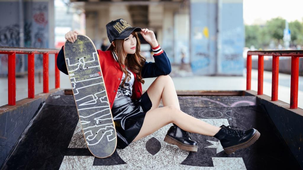 街头美女滑板